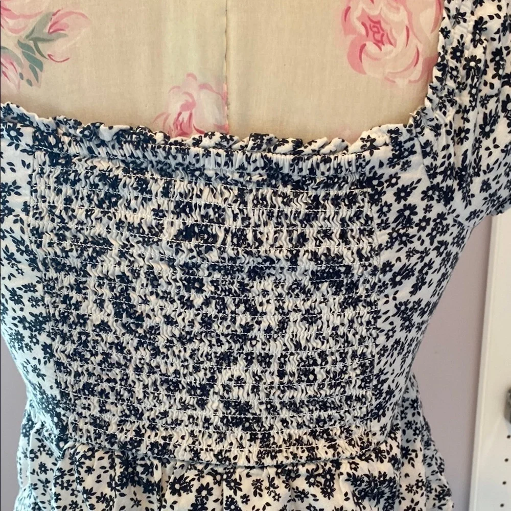 Old Navy stylish floral