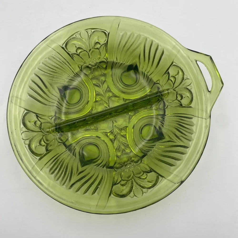 Vintage Green Glass Divided Relish Dish Art Deco Peacock Feather Pattern 7.25in‎