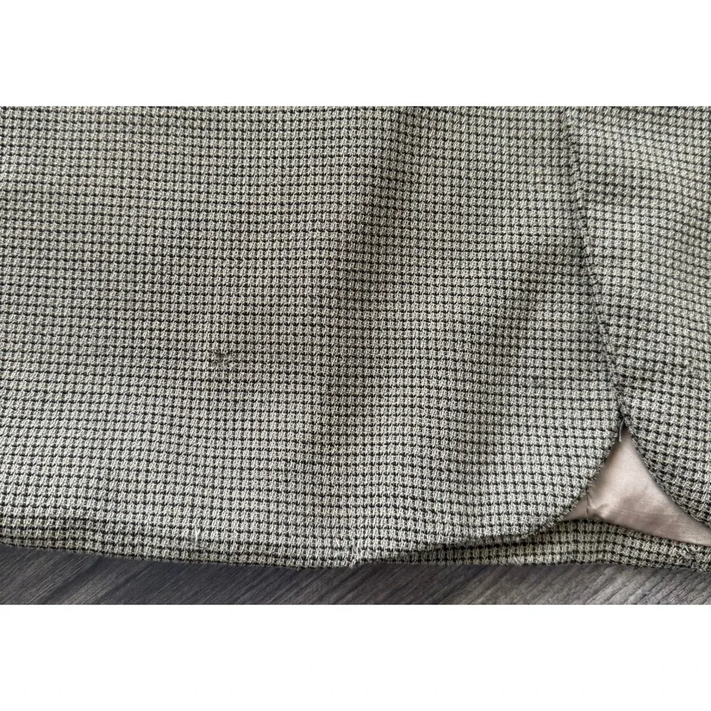 Hugo Boss length 30