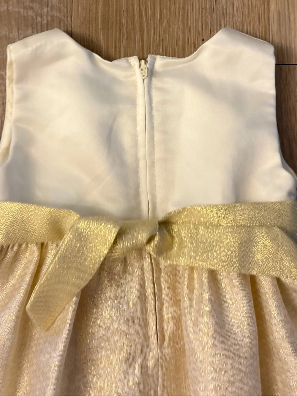 Mia Julianna charming sleeveless