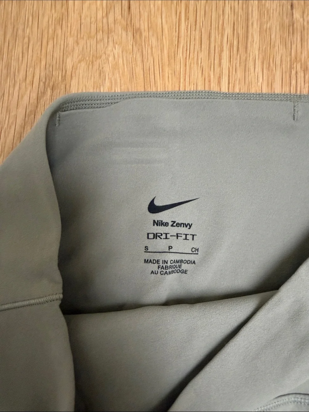 Nike women’s zenvy