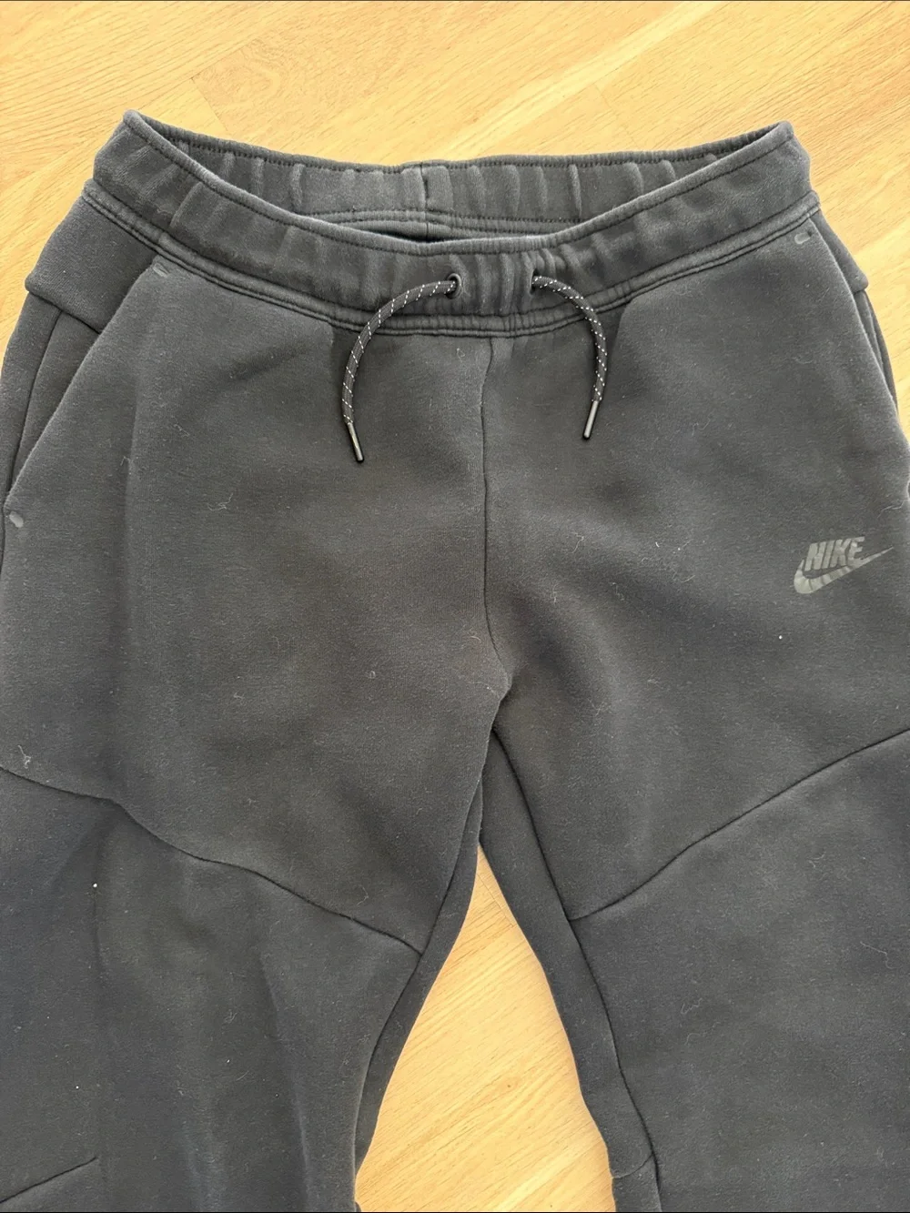 Nike classic black