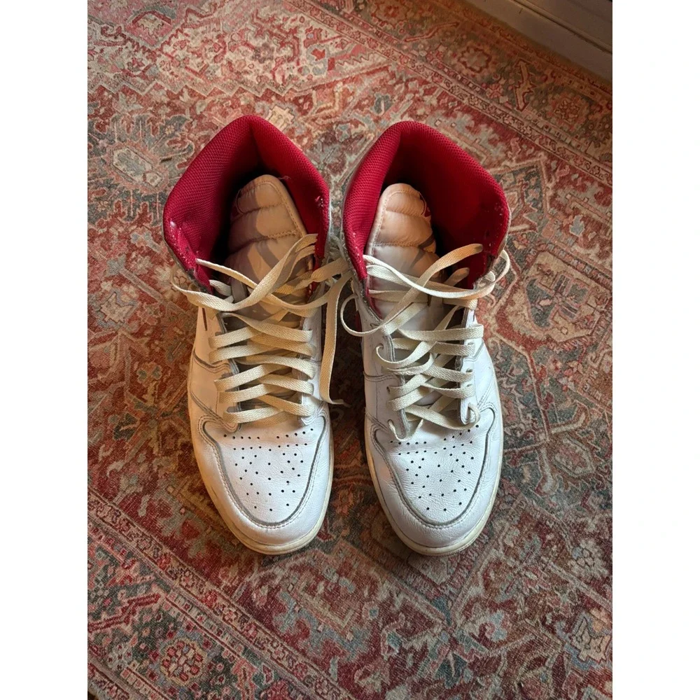 Jordan no box