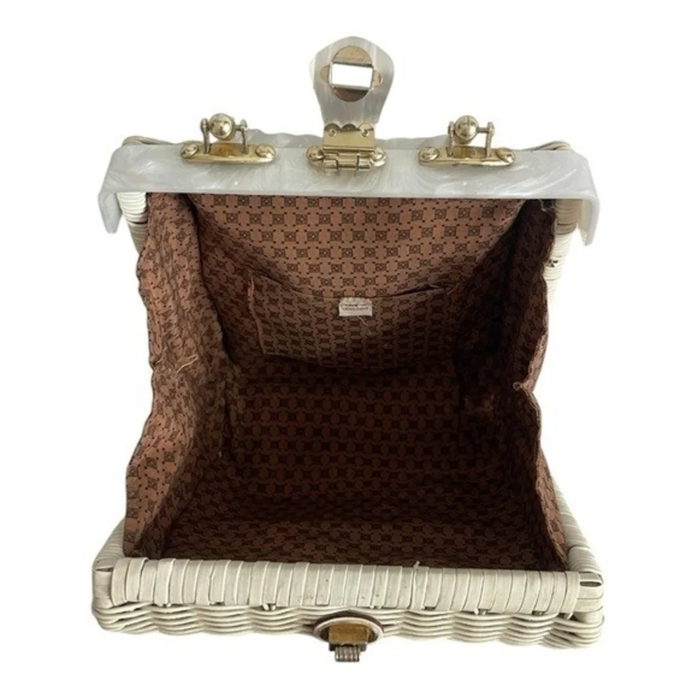Unique Vintage vintage white