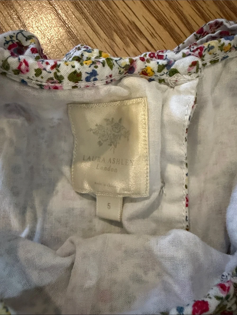 Laura Ashley charming sleeveless
