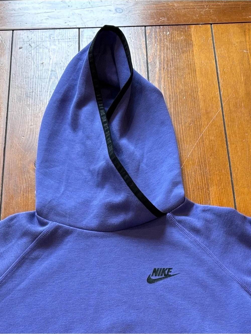 NIKE Vintage Purple Hooded Performance Sweatshirt Women’s Size Small EUC