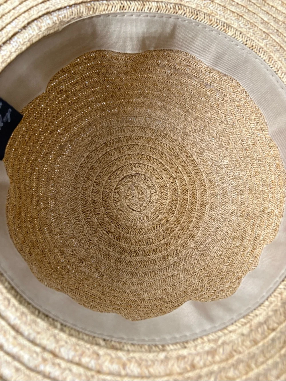 August Hats classic tan