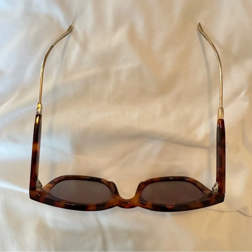 N/A stylish oversized