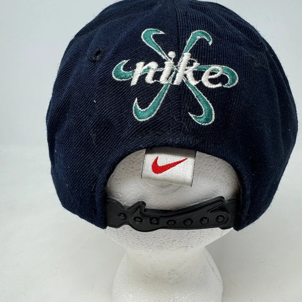 Nike vintage green
