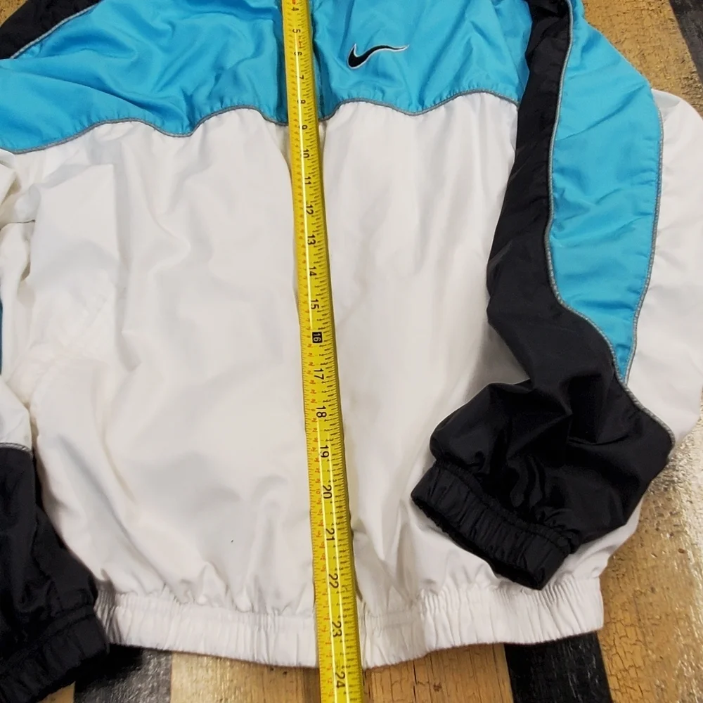 Nike lightweight zip