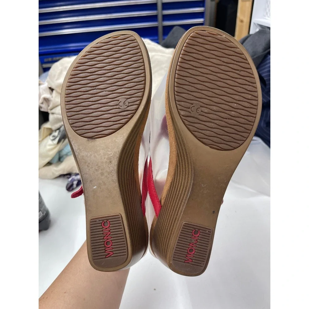 Vionic orchid wedge