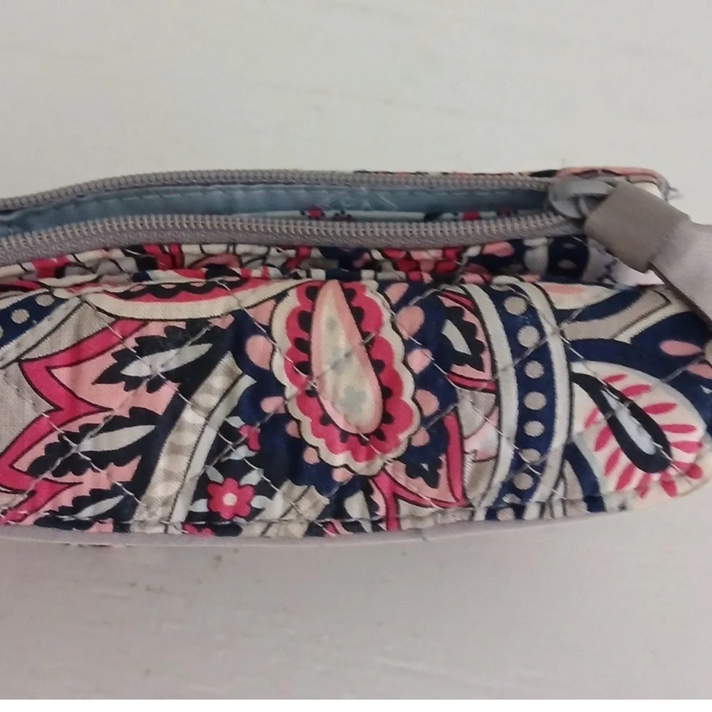 Vera Bradley small vera