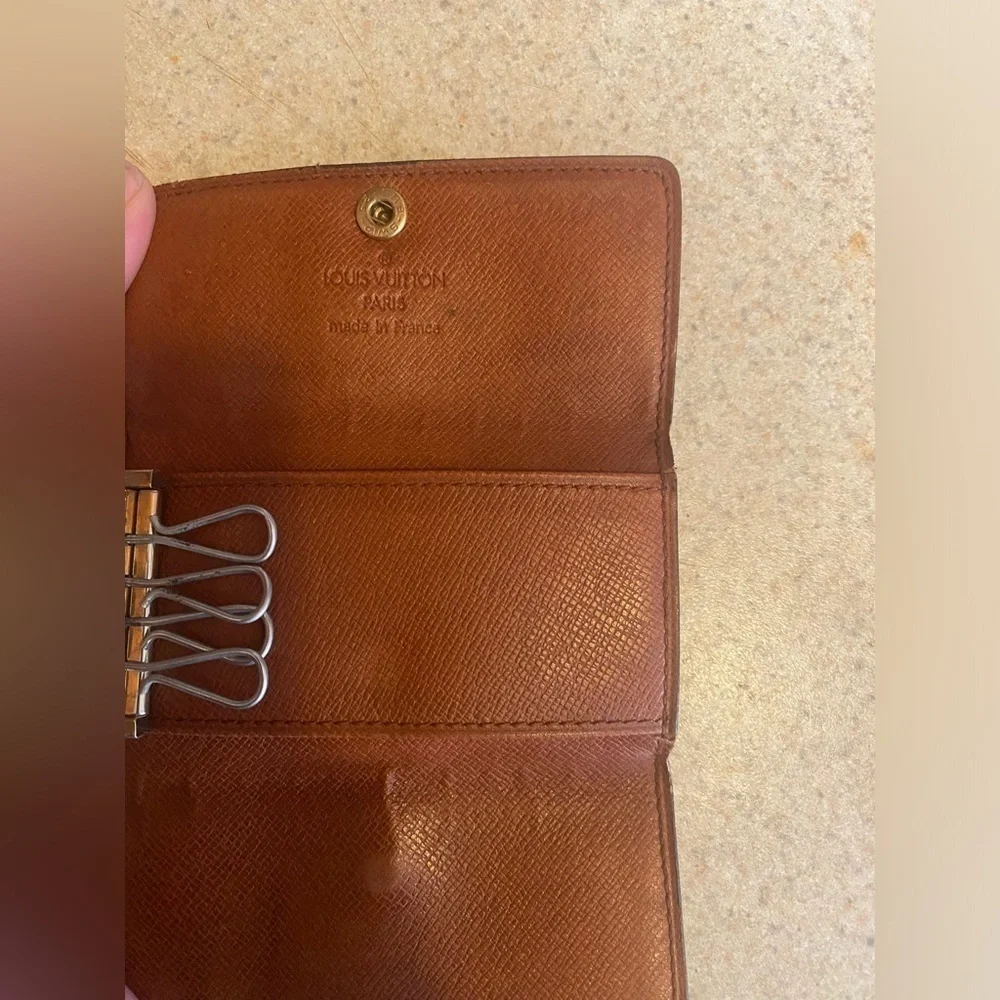 Louis Vuitton questions leave