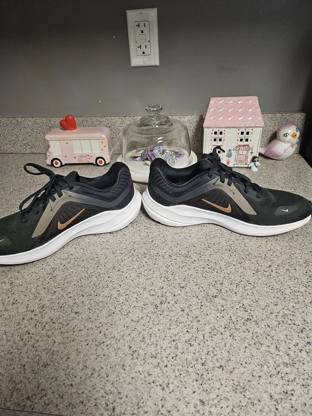 Nike women running
