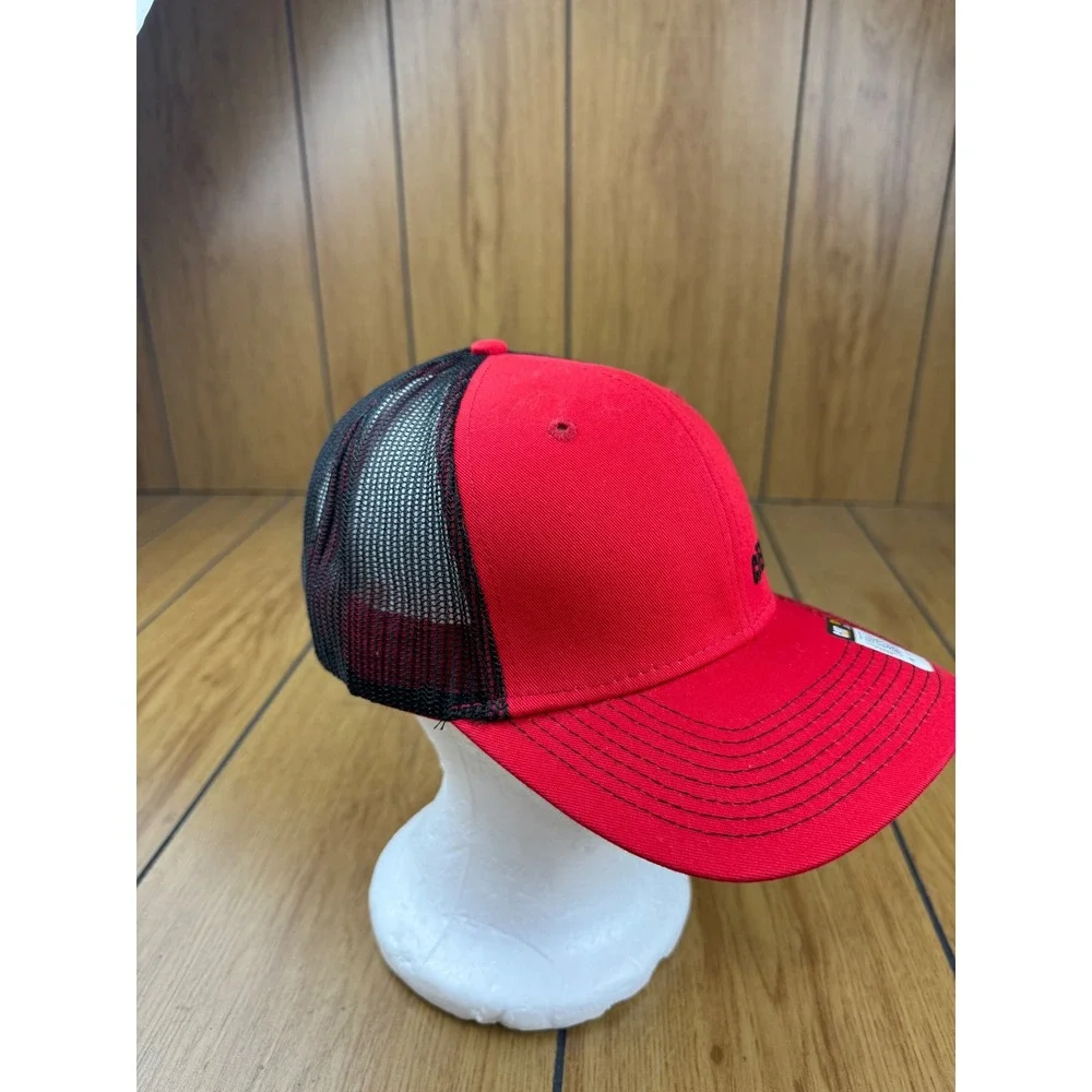 Caterpillar trucker hat