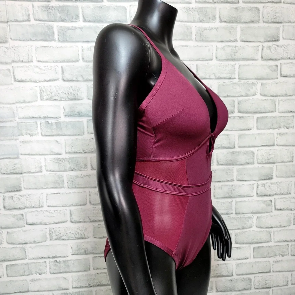 Kenneth Cole New York ***mannequin piece contemporary