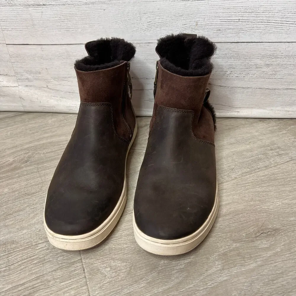 OluKai boots womens