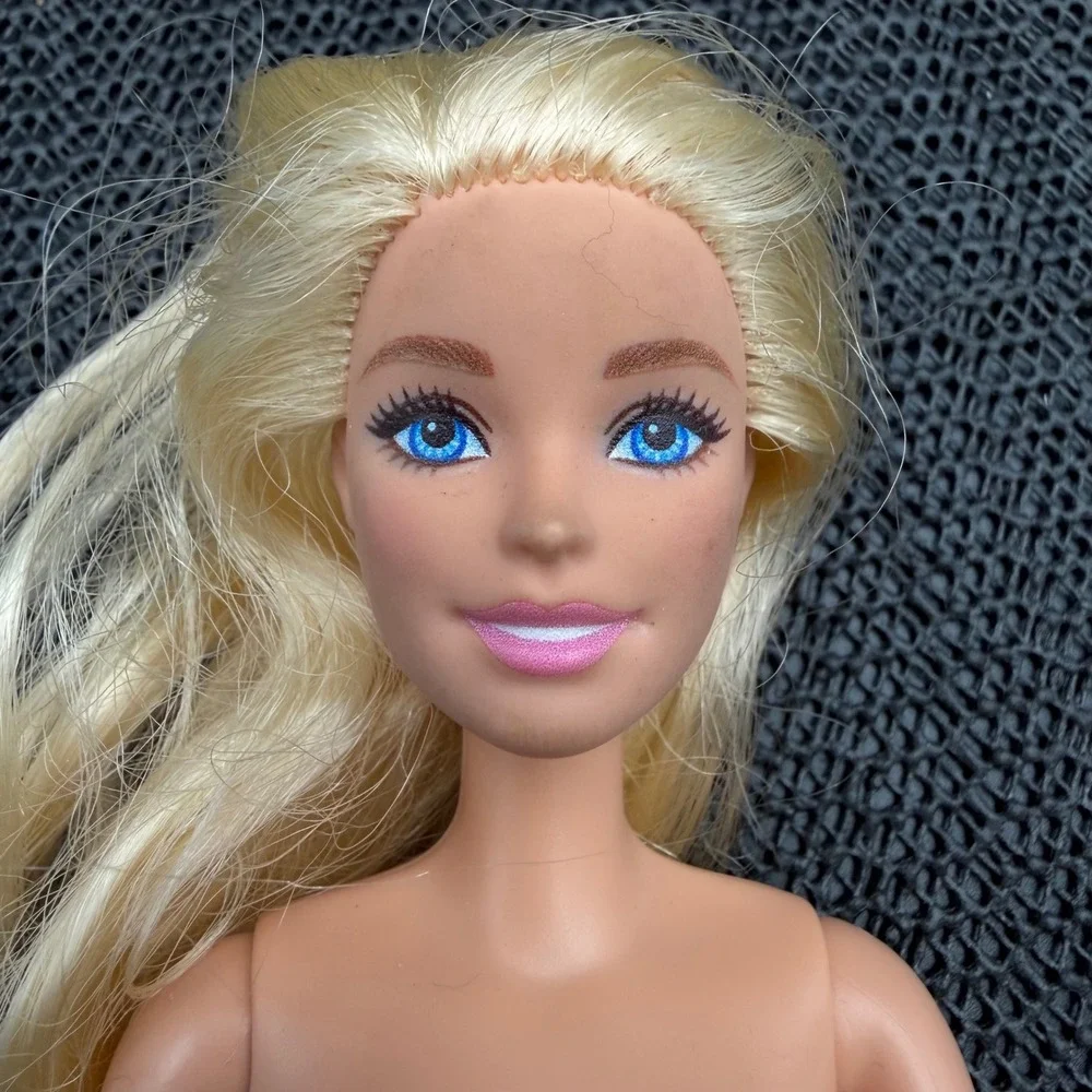 Barbie view photos