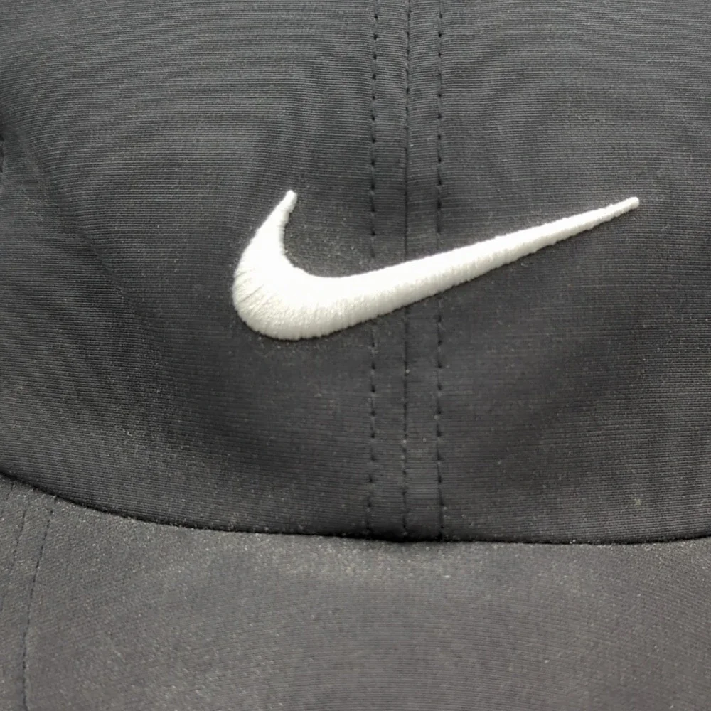 Nike golf hat