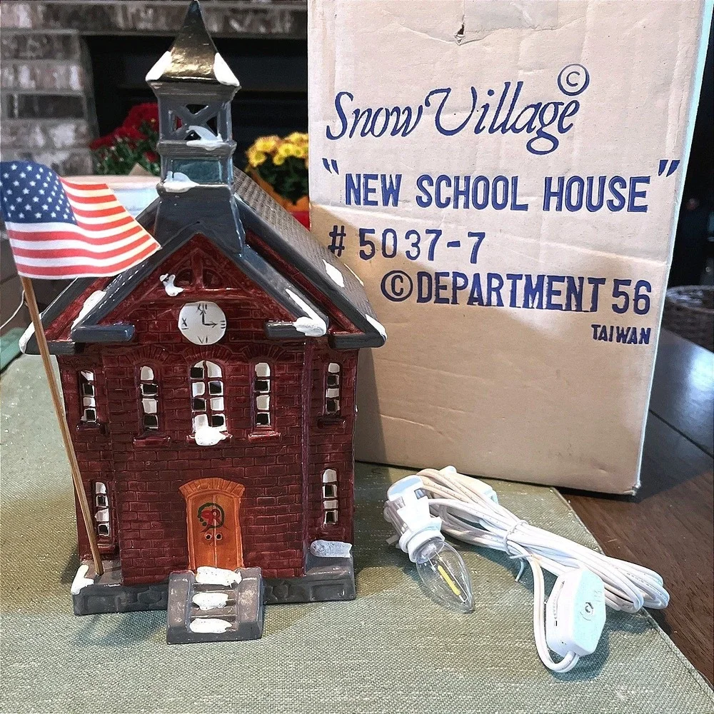 Dept 56 Snow Village 