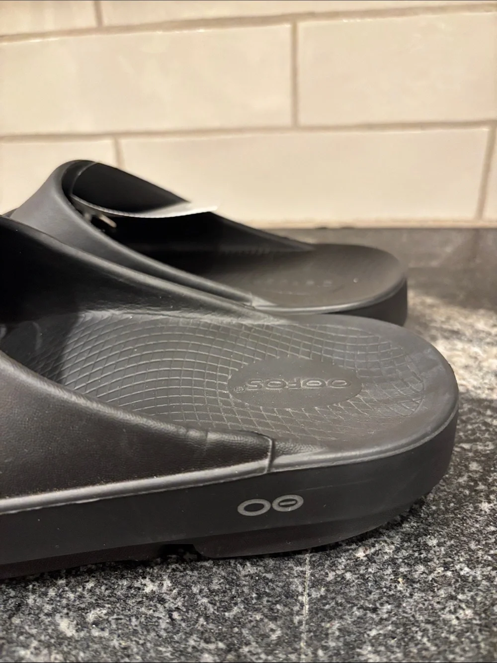 OOFOS men’s slide