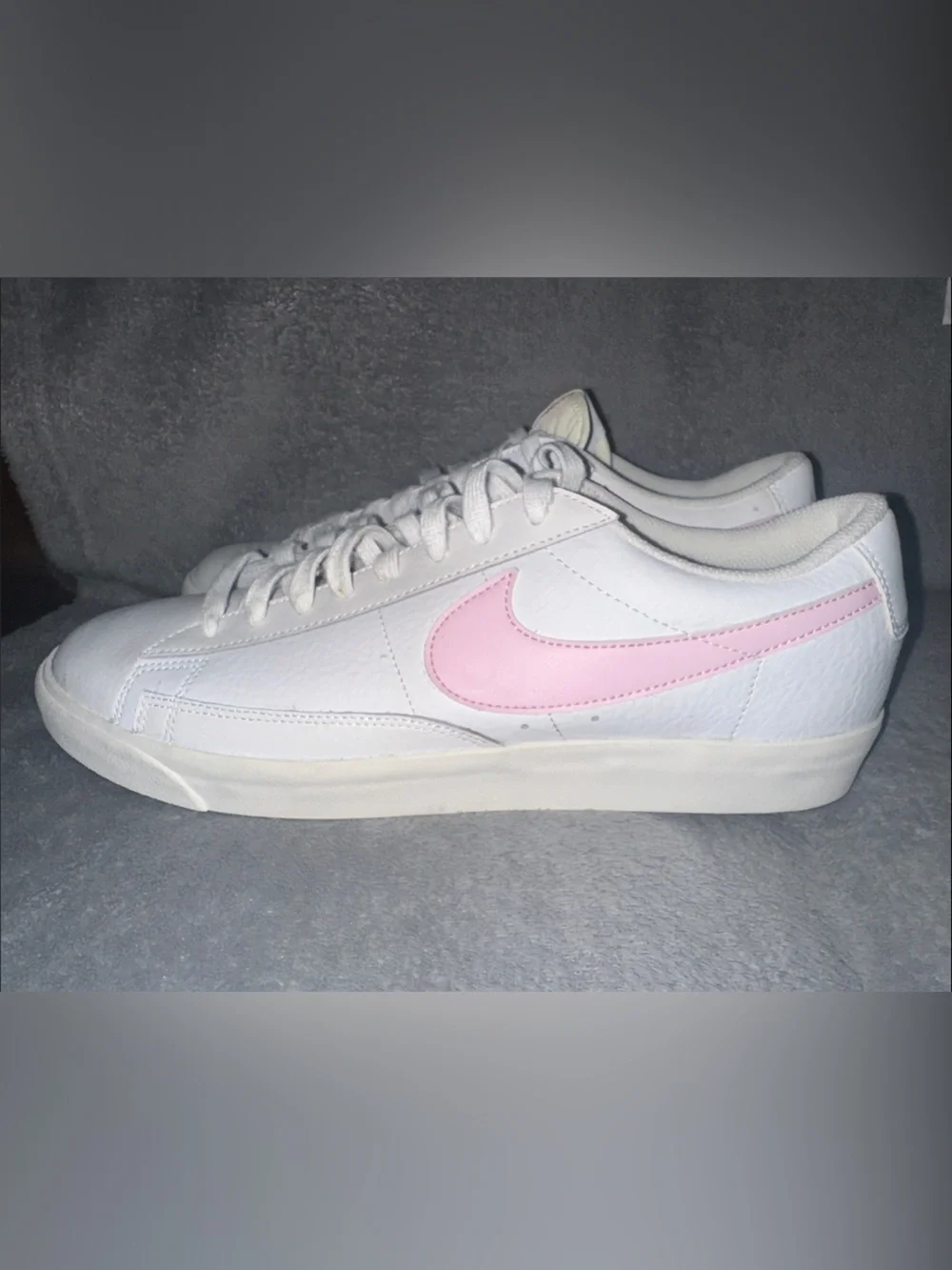 Nike low top