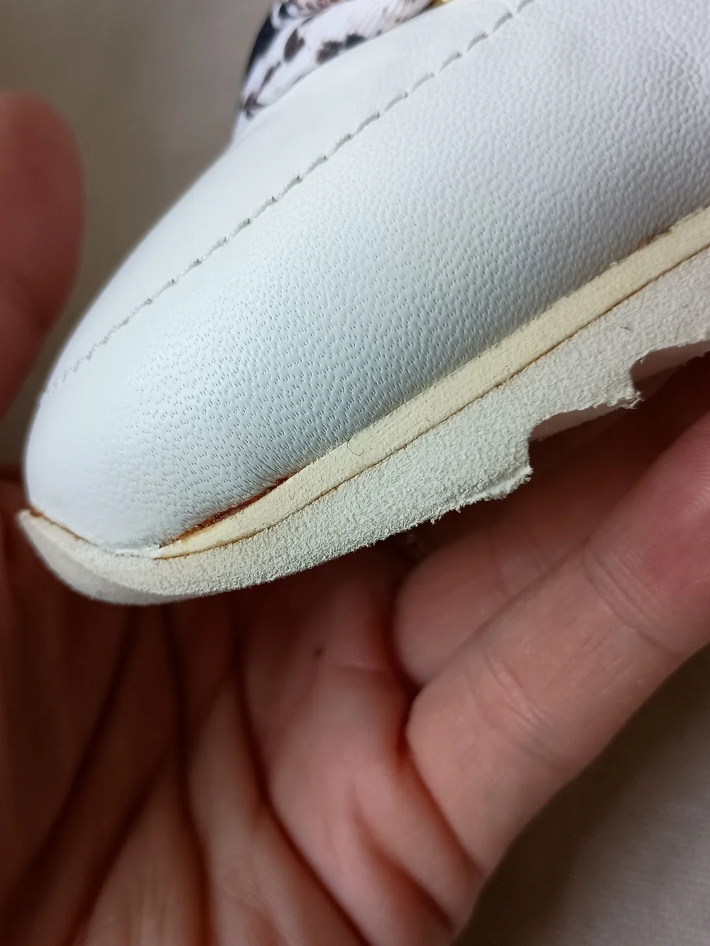 judari stylish white