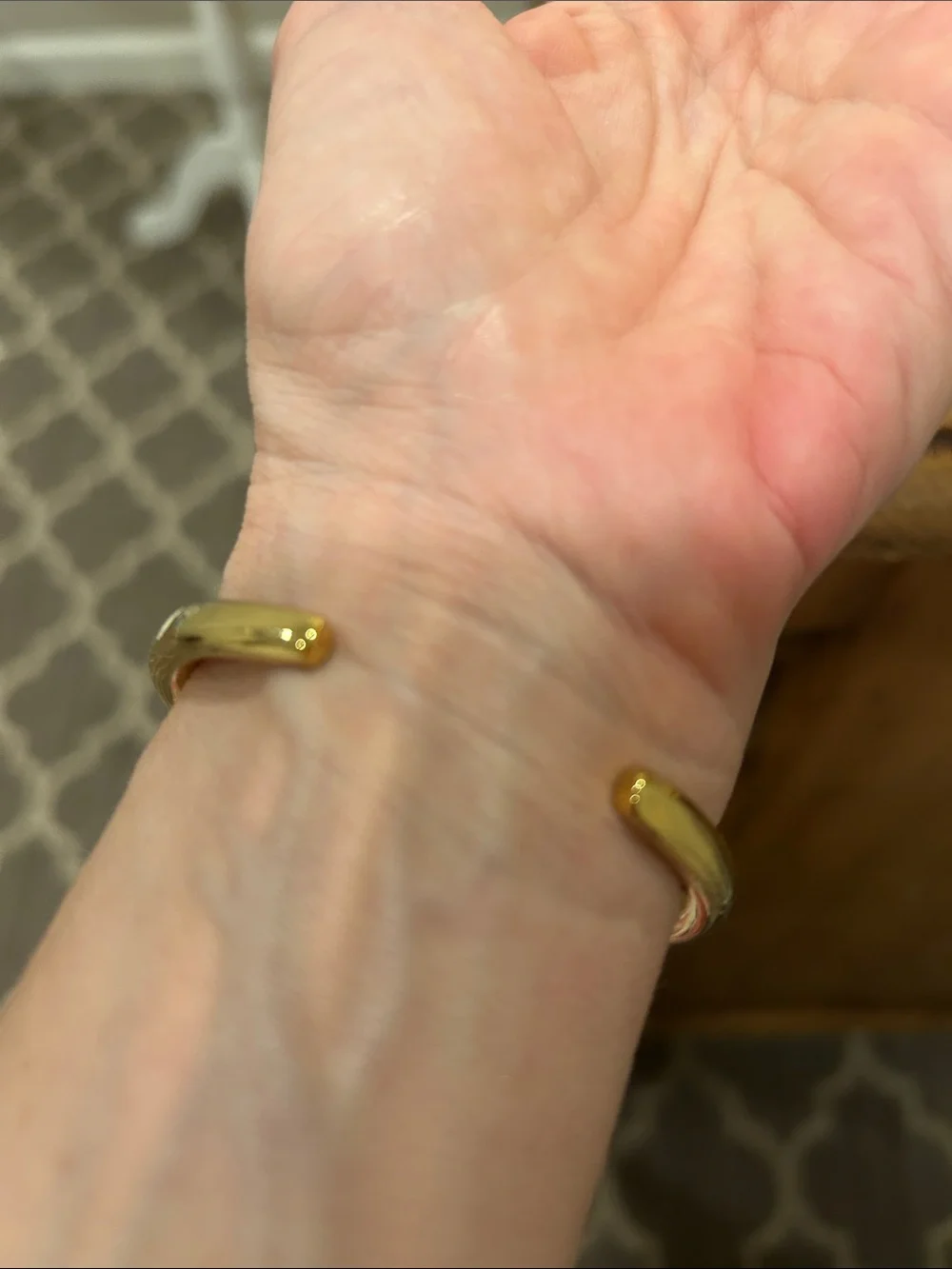 N/A elegant gold