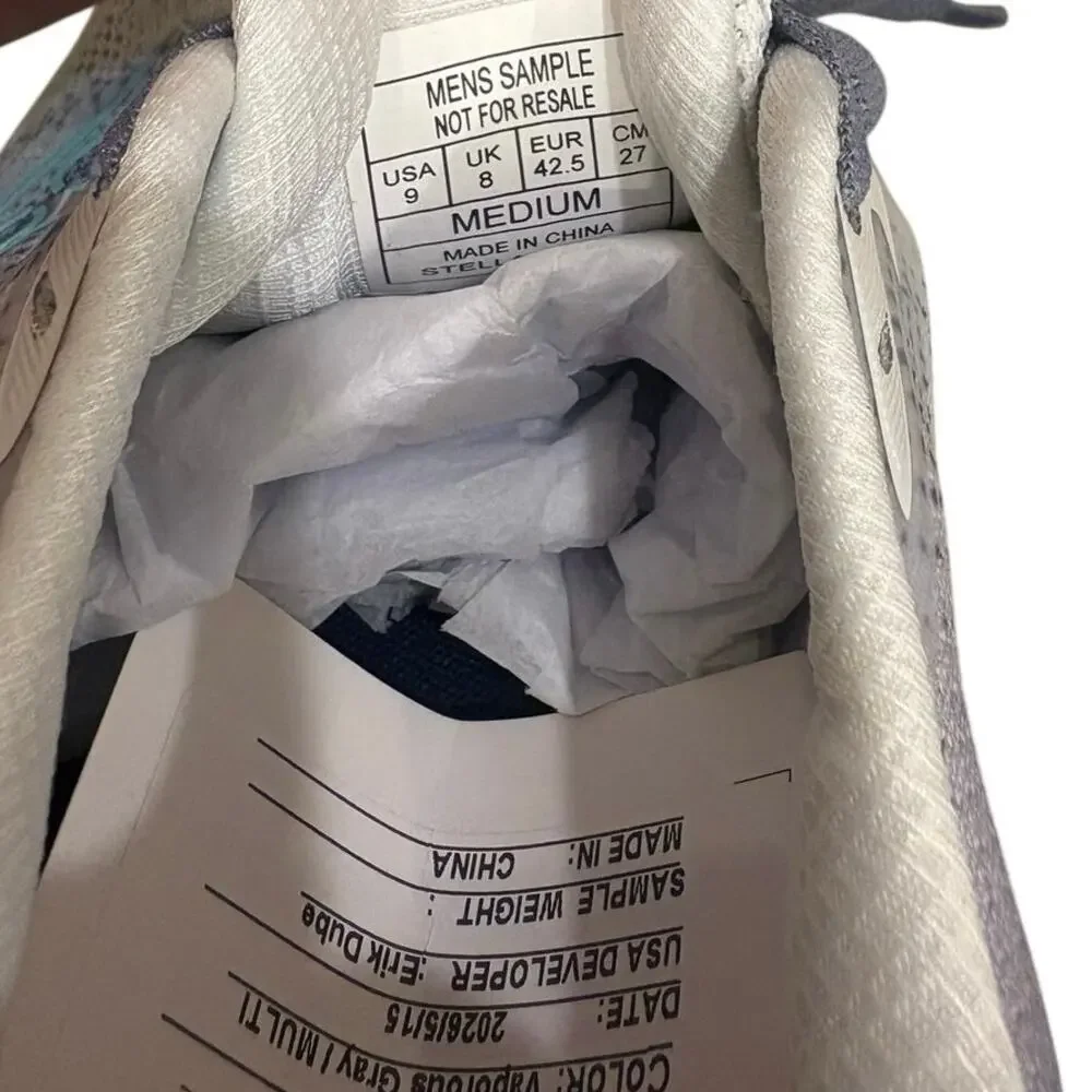 Saucony obtained from