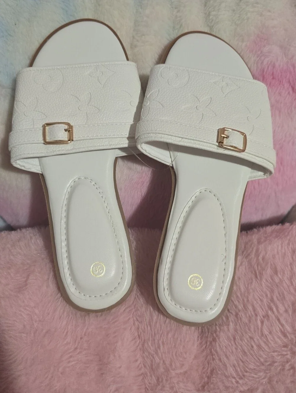 N/A stylish white