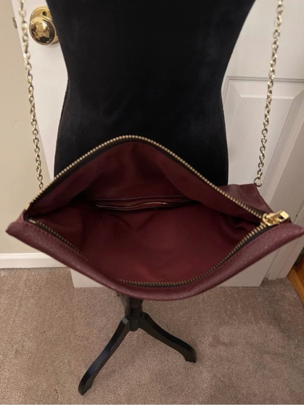 Nine West sleek burgundy