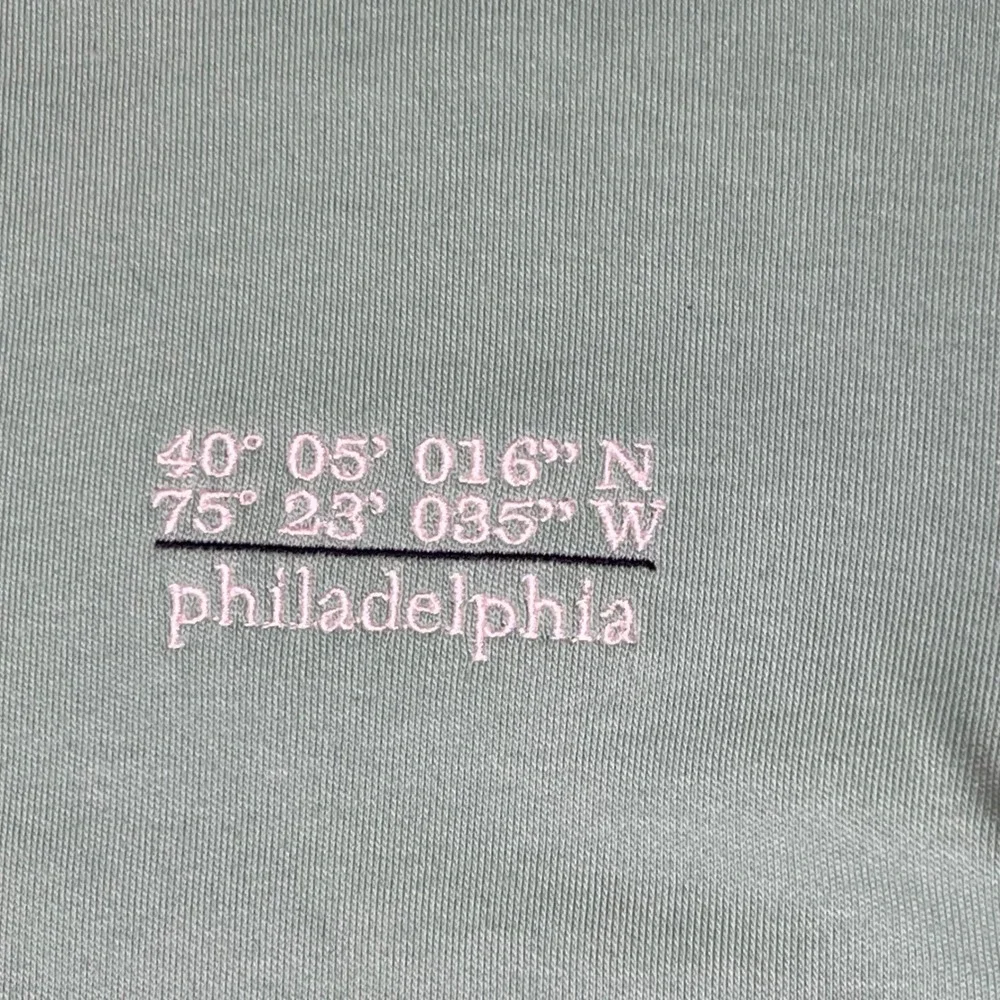 Vineyard Vines zip or