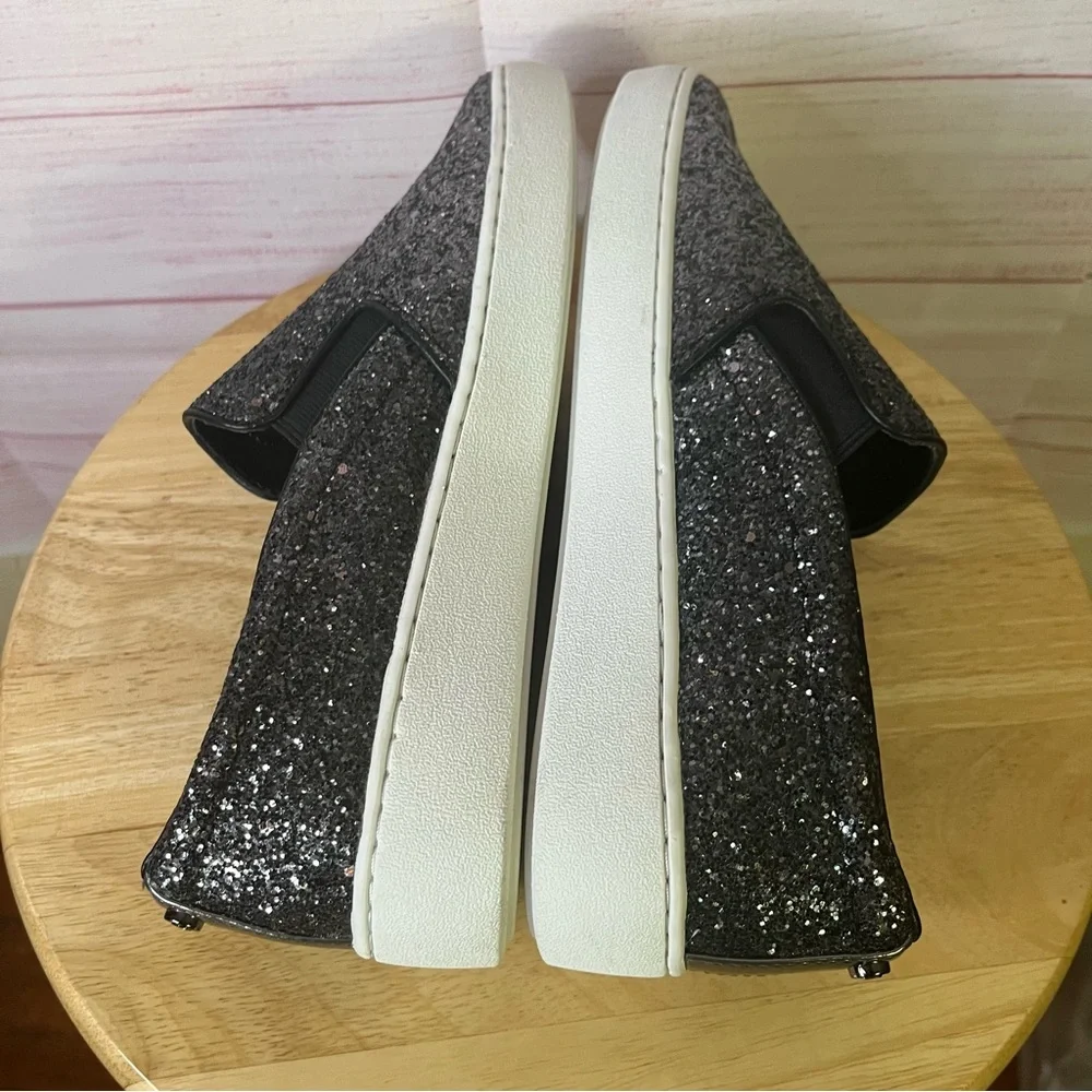 Michael Kors will receive