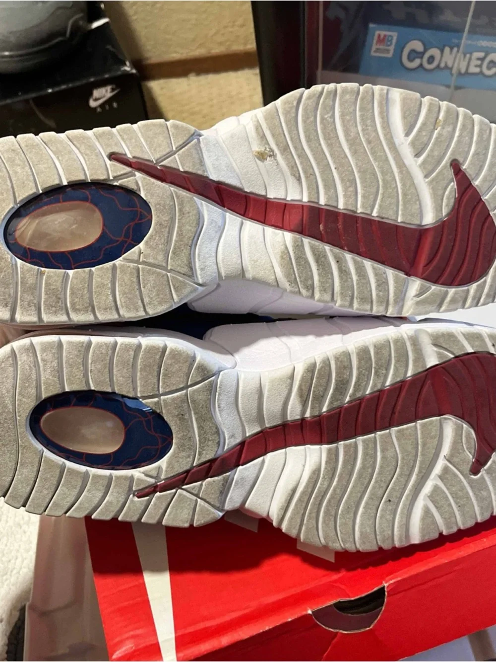 Nike og box