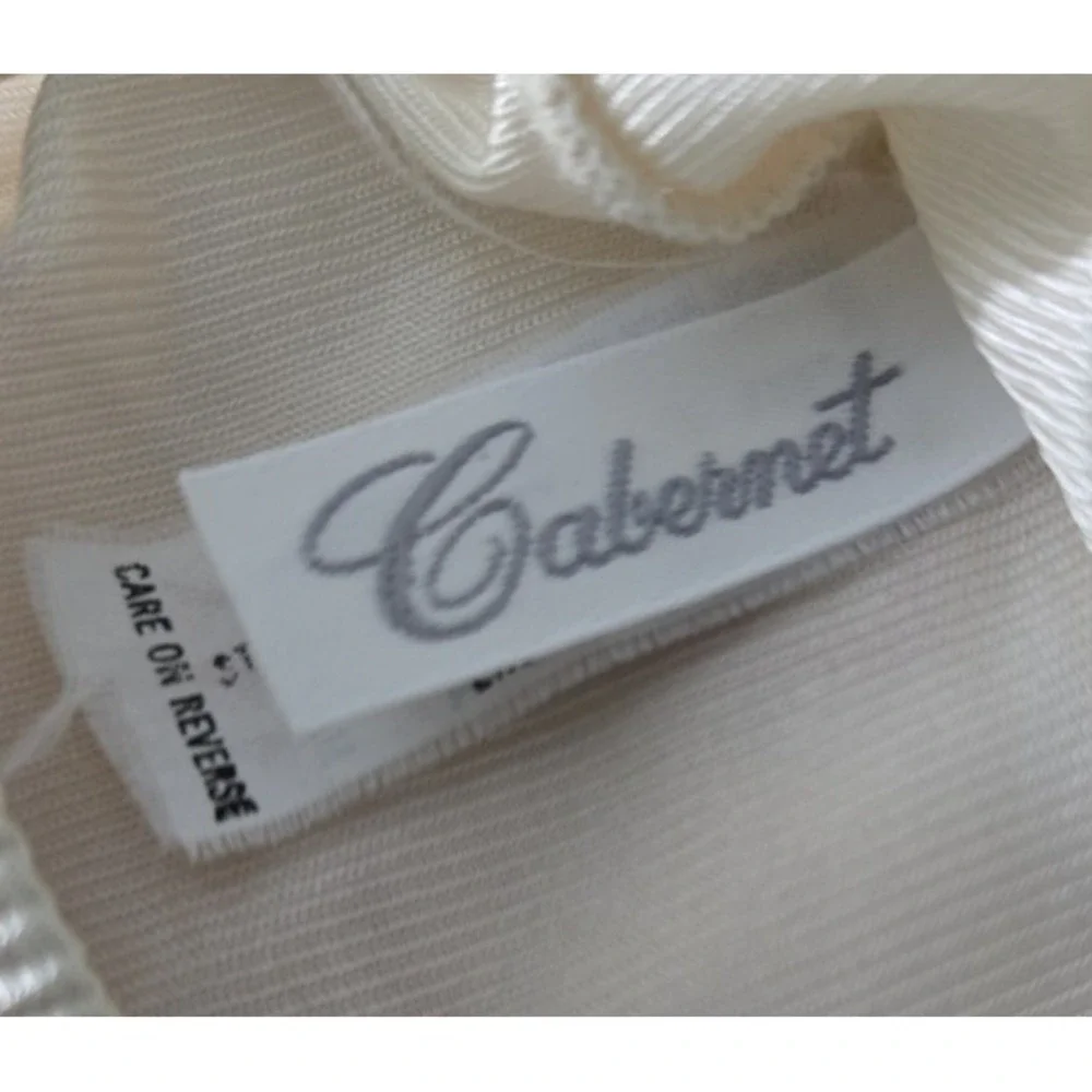 Cabernet style women