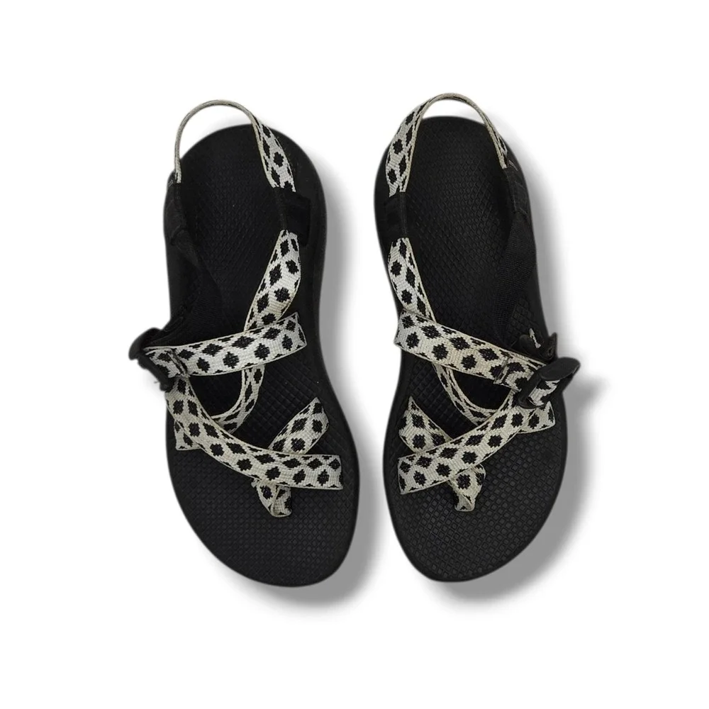Chaco lock webbing