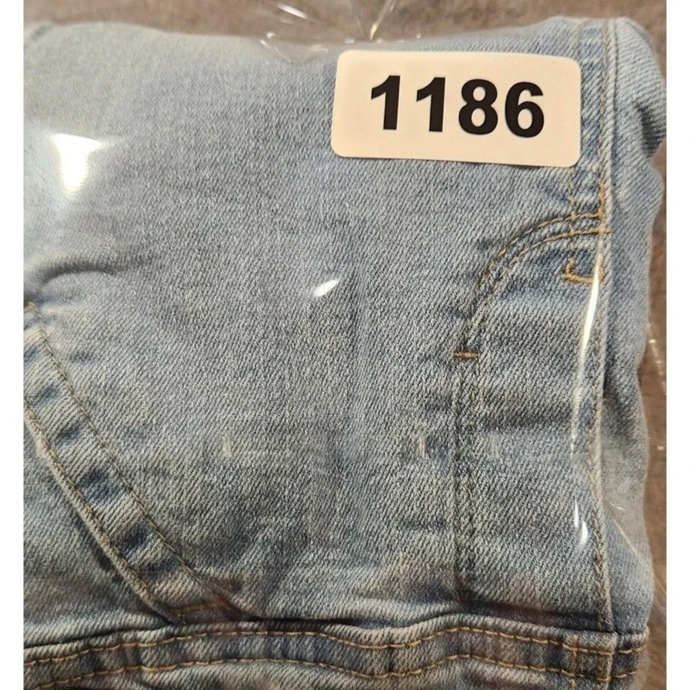 OshKosh Bgosh brand oshkosh