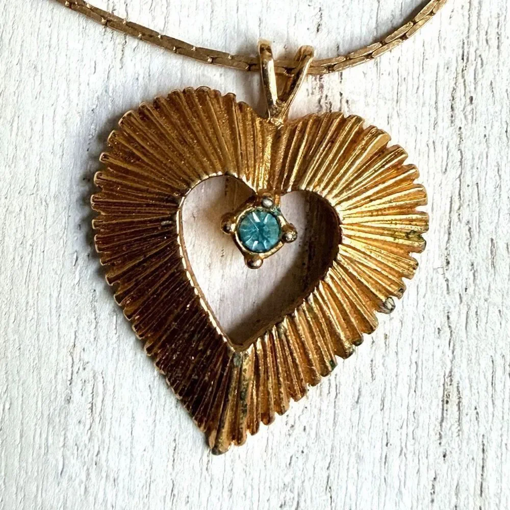 Avon vintage gold