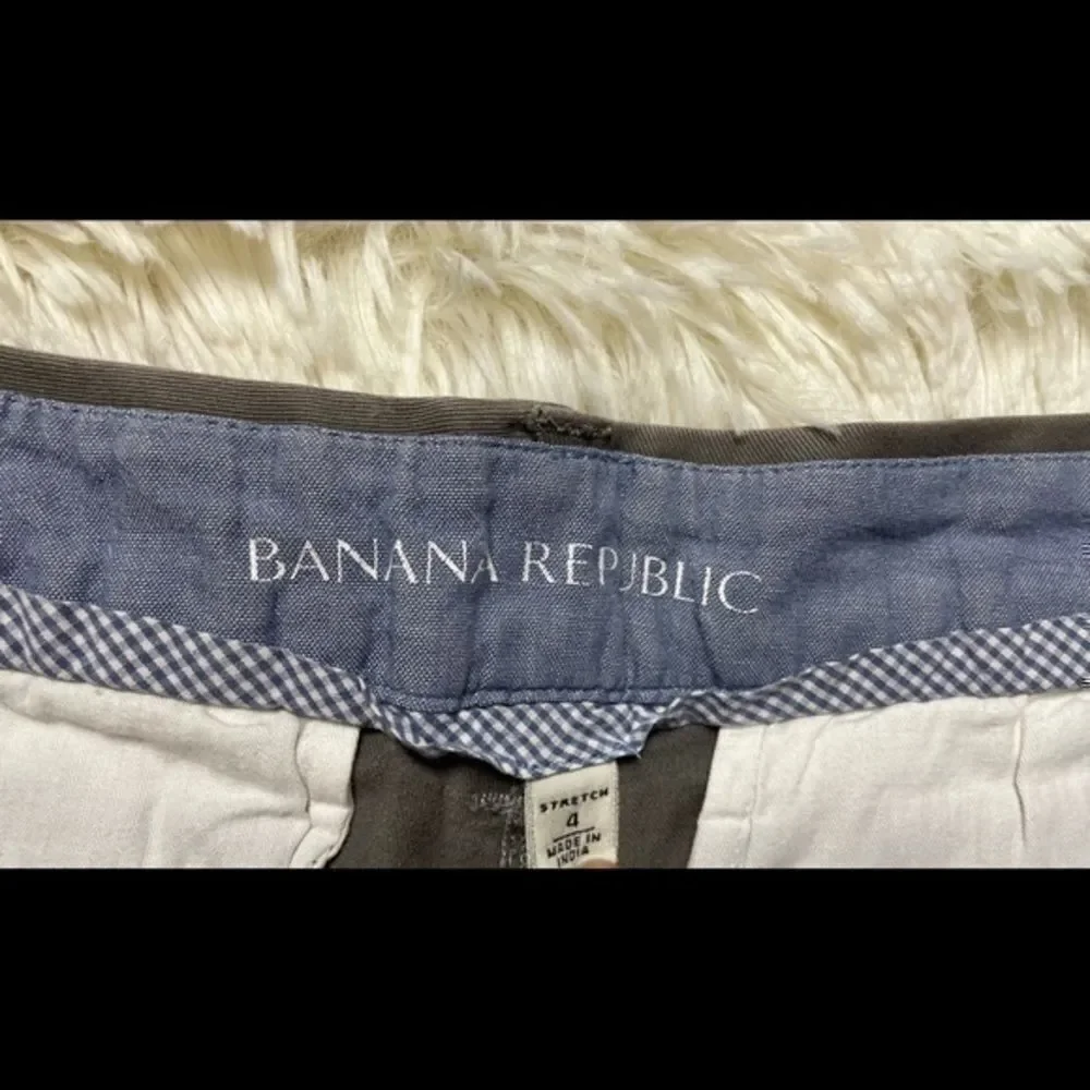 Banana Republic women’s gray
