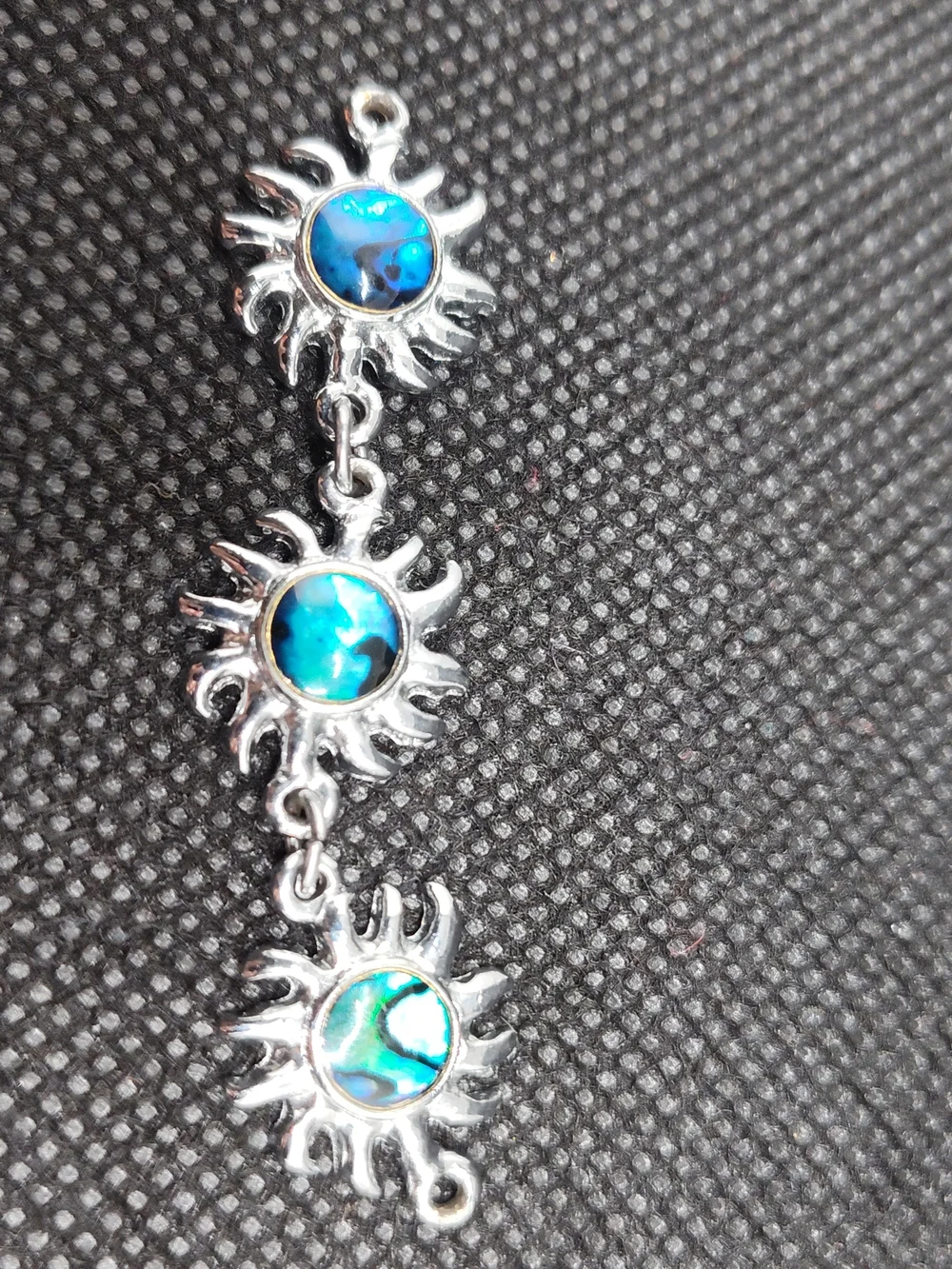N/A shiny silver