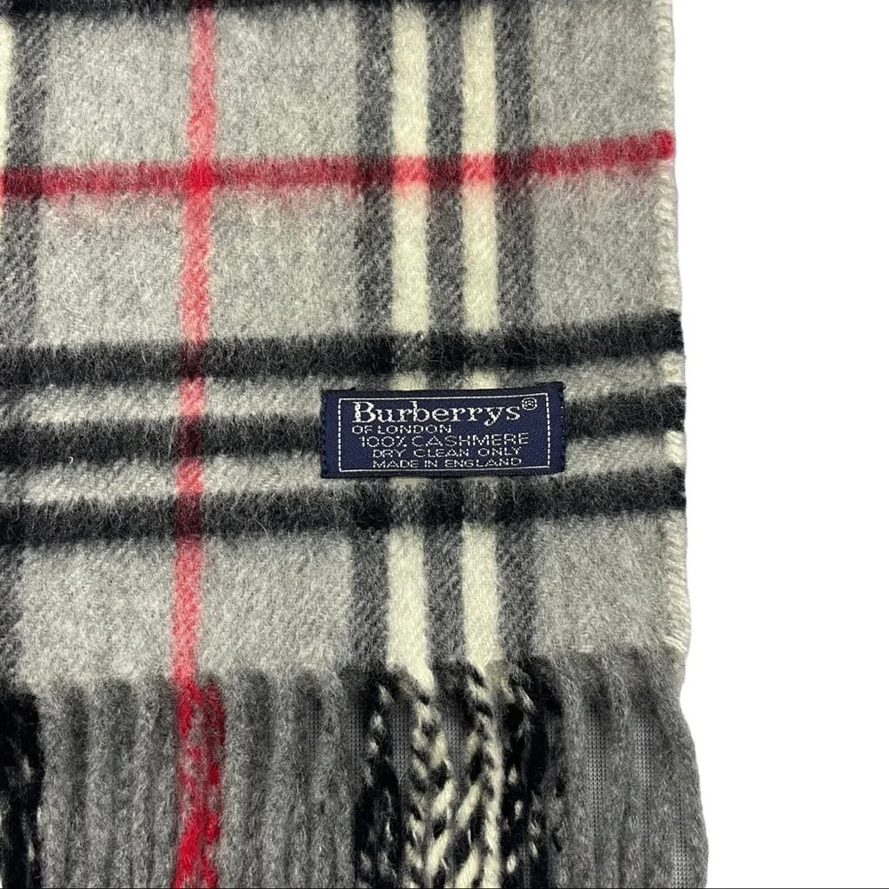 Burberry stylish burberrys
