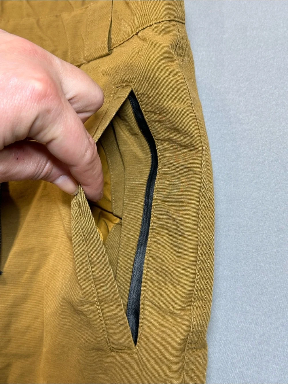 Coldsmoke shorts themselves