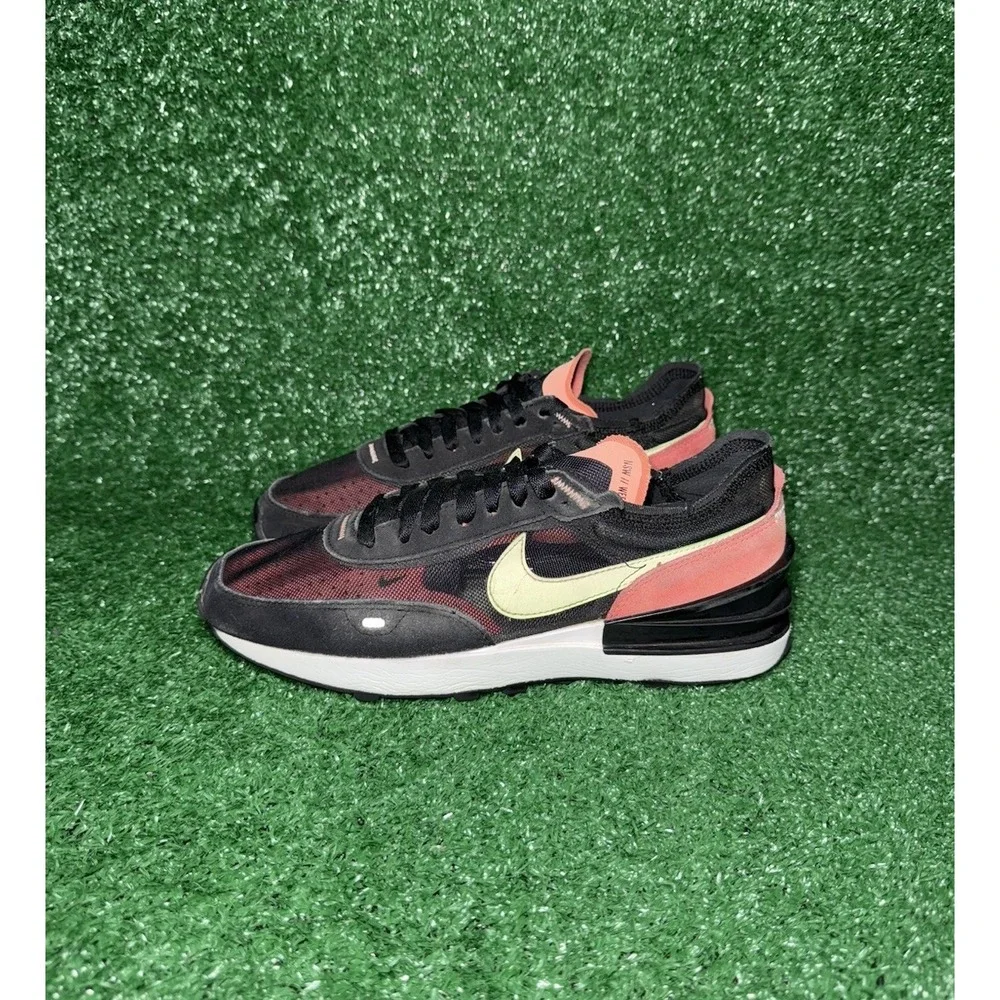 Nike waffle one