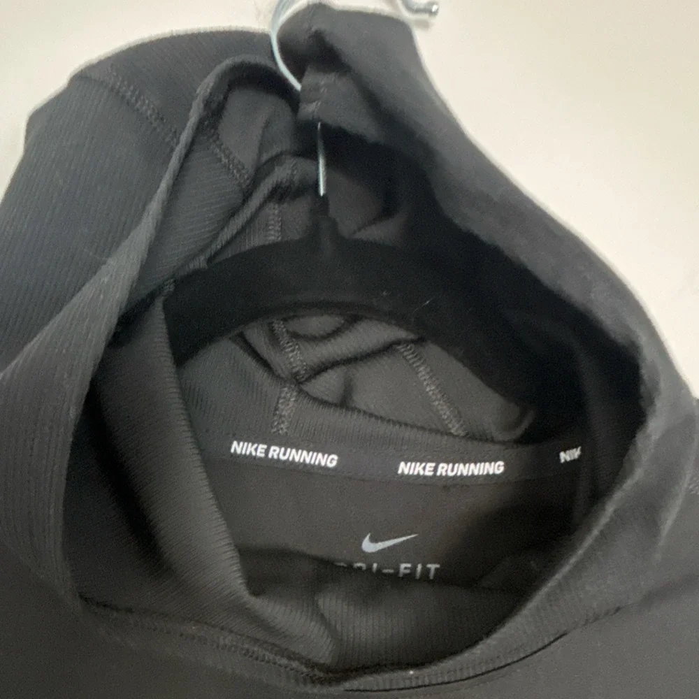 Nike running dri