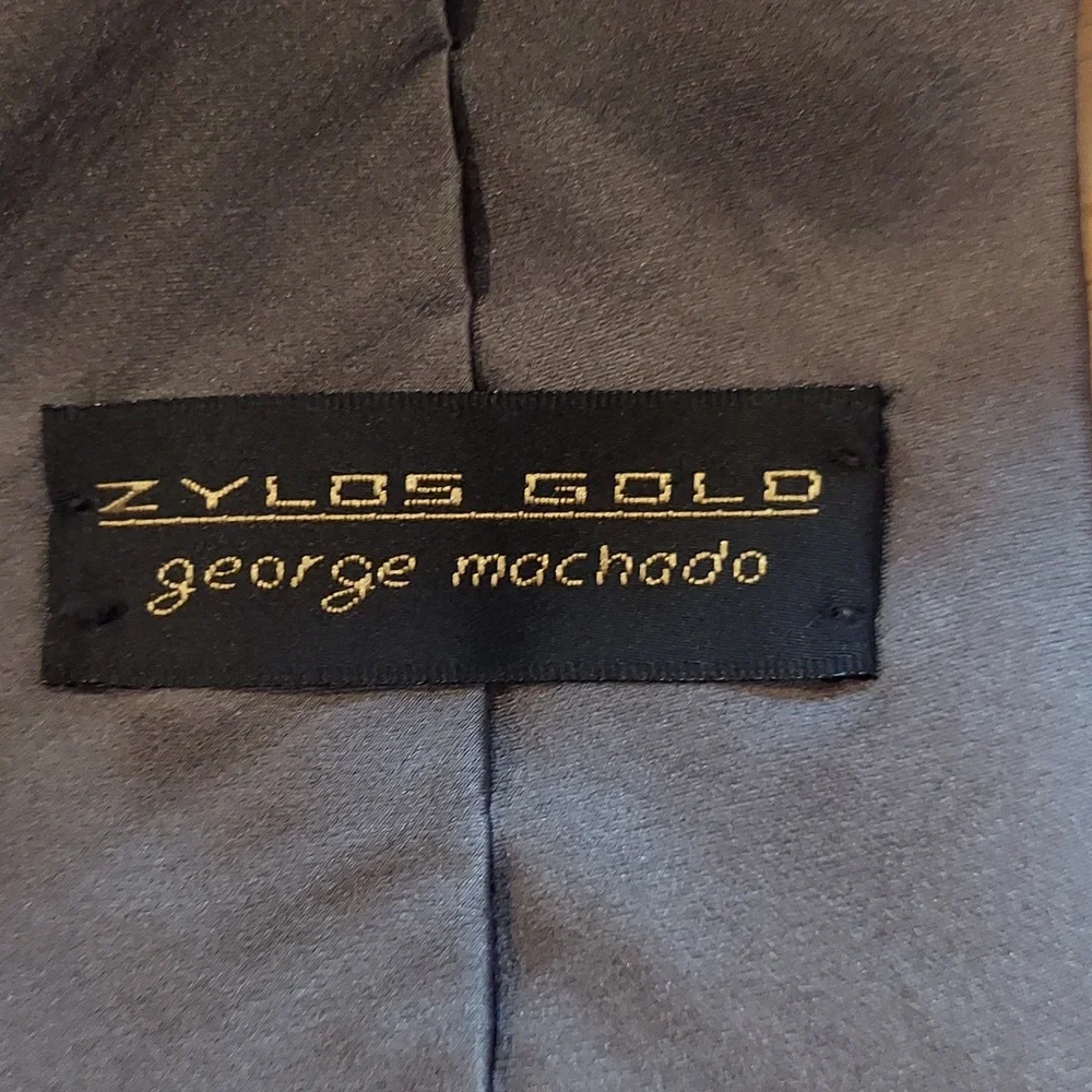 George Machado loose seam
