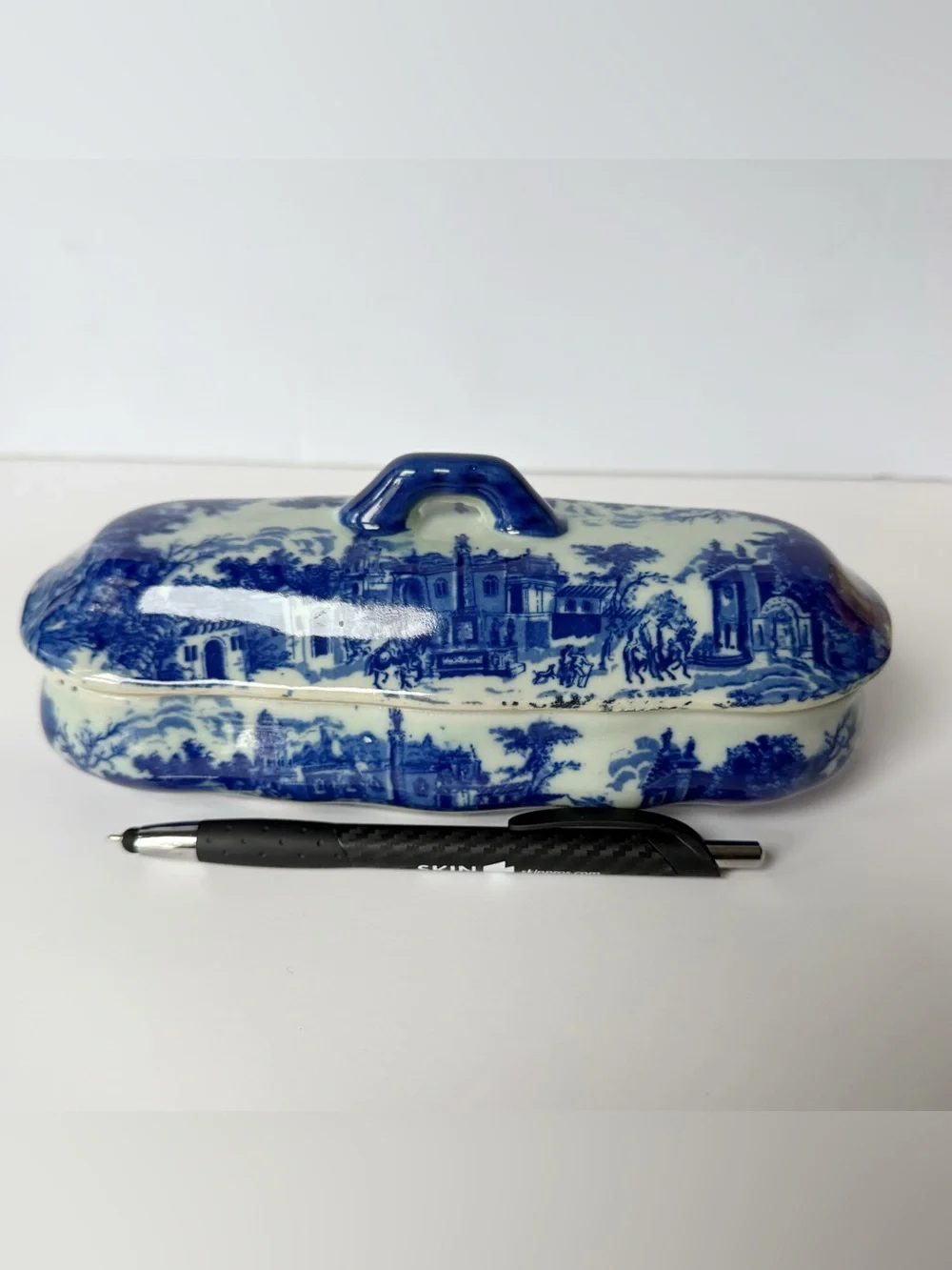Vintage victoria ware