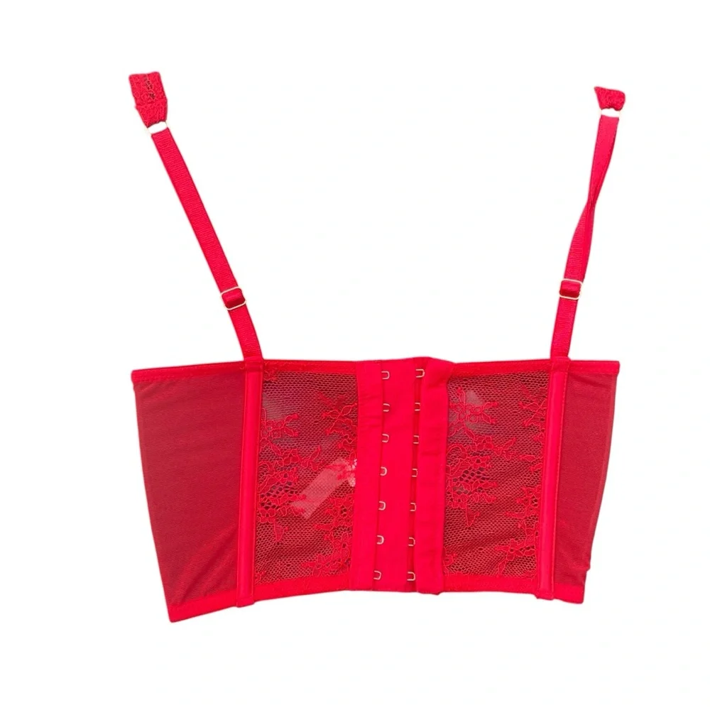 Victorias Secret chic lace