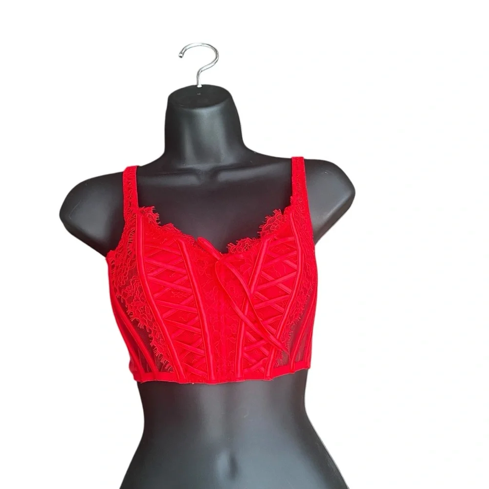 Victorias Secret chic lace