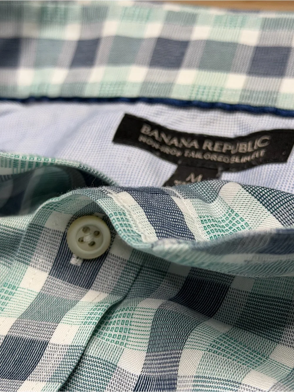 Banana Republic lightweight plaid