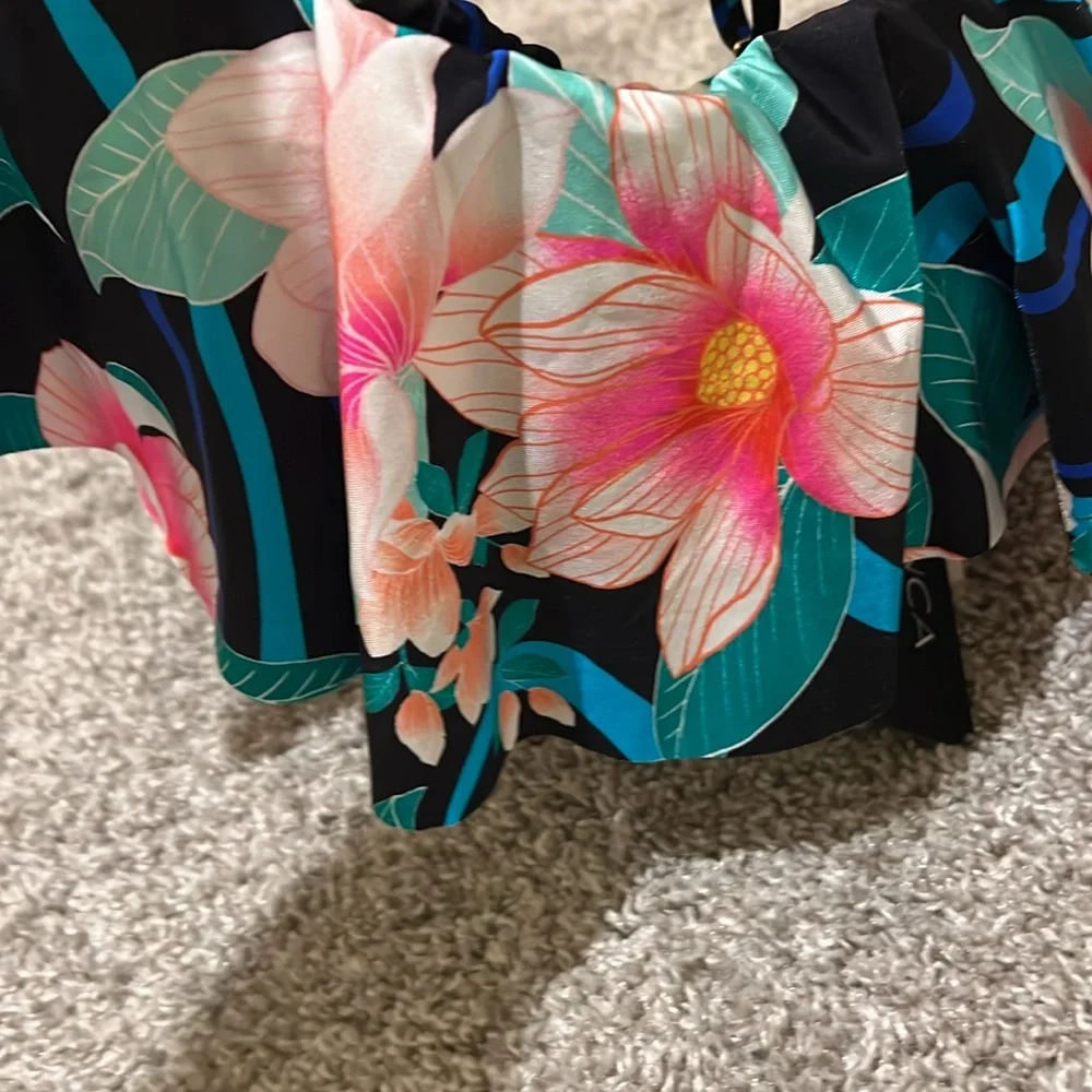 La Blanca nwt $83